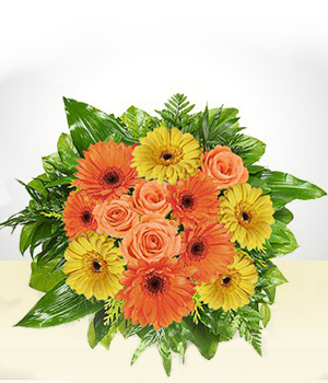 Flores - Belssima: Buqu de Gerberas laranjas e amarelas